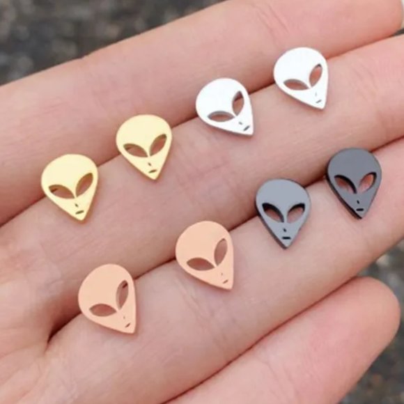 Unisex Silver Titanium Steel Alien Stud Earrings NEW - Picture 4 of 6